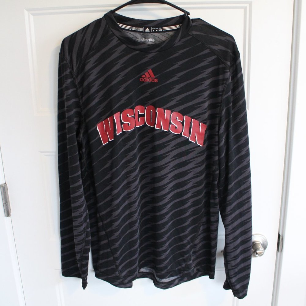 Wisconsin Badgers Adidas Long Sleeve Tshirt, M